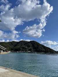 京都　まるで海に浮かぶ建物　伊根の舟屋🚤