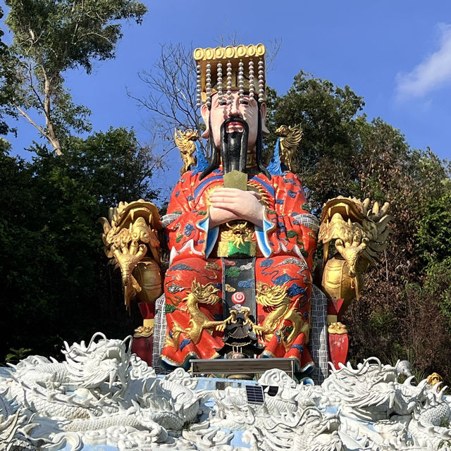 The serene Khohong Hill in Hat Yai