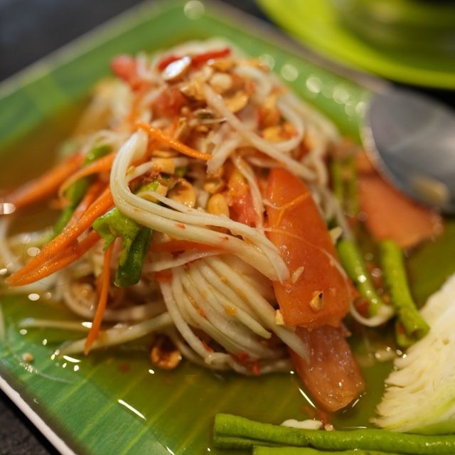 🥗 ครัวธารา แวะชิมอาหารกัน