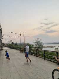 ปั่นจักรยานริมโขงเชียงคาน | จ.เลย 🚲🏡⛰️🌦️