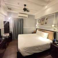 ที่พักพัทยา สไตล์คิวบา และ ต้อนรับน้องหมาน้องแมว 