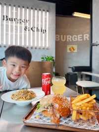 極滿足大大Burger