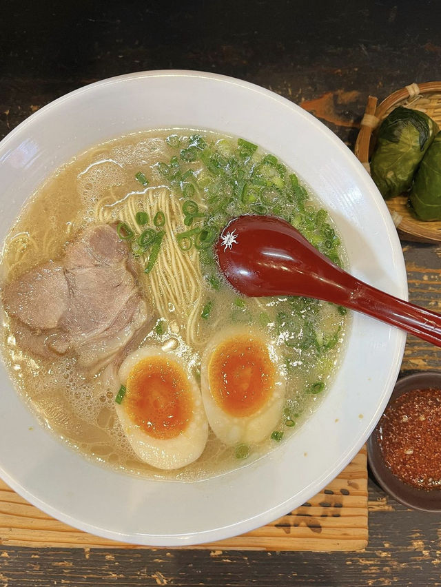 【福岡グルメ】実はおにぎりも人気?!人気ラーメン店の名脇役🍙