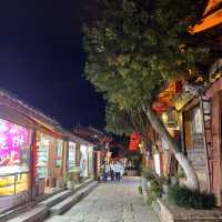 Vibrant Lijiang Ancient Town