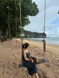 เดินเล่นชมพระอาทิตย์ตก หาดอ่าวนาง 🏝️ กระบี่