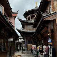 Lijiang Old Town - Bring to Dynasty 