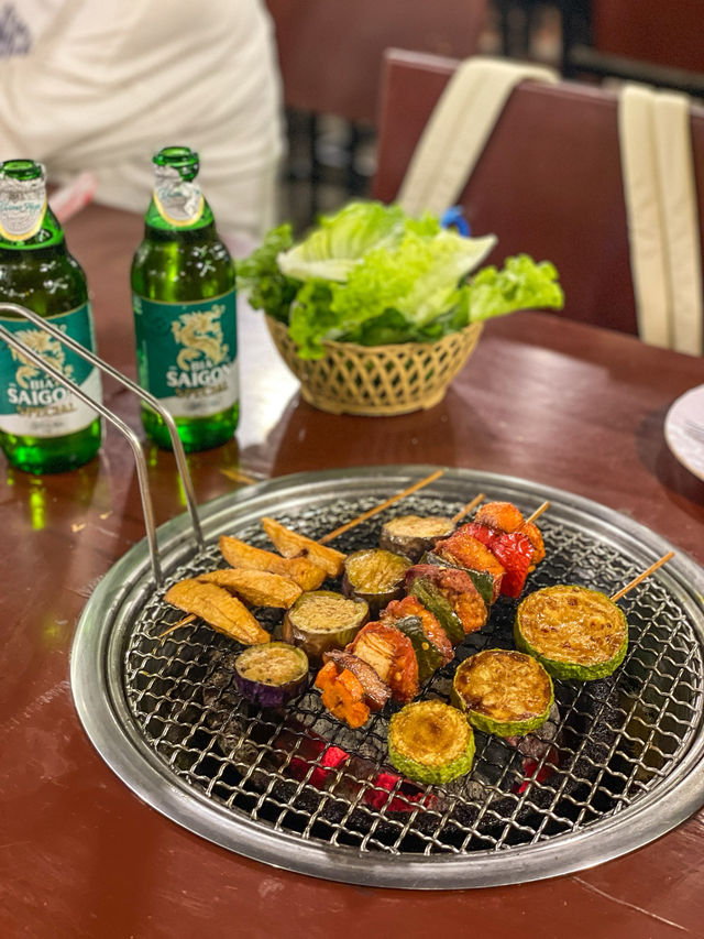 사파 다양한 꼬치가 있는 로컬 꼬치구이 맛집