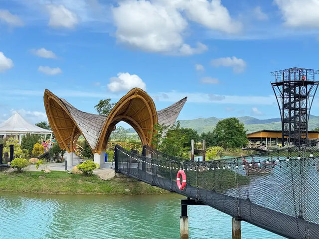 Seaverse cafe and restaurant คาเฟ่ใหญ่สงขลา