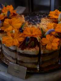 Wall flowers คาเฟ่ฟิลกู้ดดในย่านเก่าา