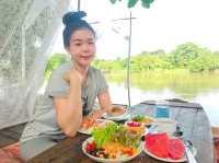 ดิ แอนธีค ริเวอร์ไซด์ The Antique Riverside