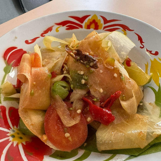ชู้ลาวชู้รส ส้มตำสูตรลาว ที่เอาใจคนกรุงไปเต็มๆ