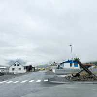 冰島景點🇮🇸不能不去的彩虹小鎮