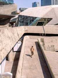 พาไปหามุมถ่ายรูปสุดชิคที่  Guangzhou Opera House