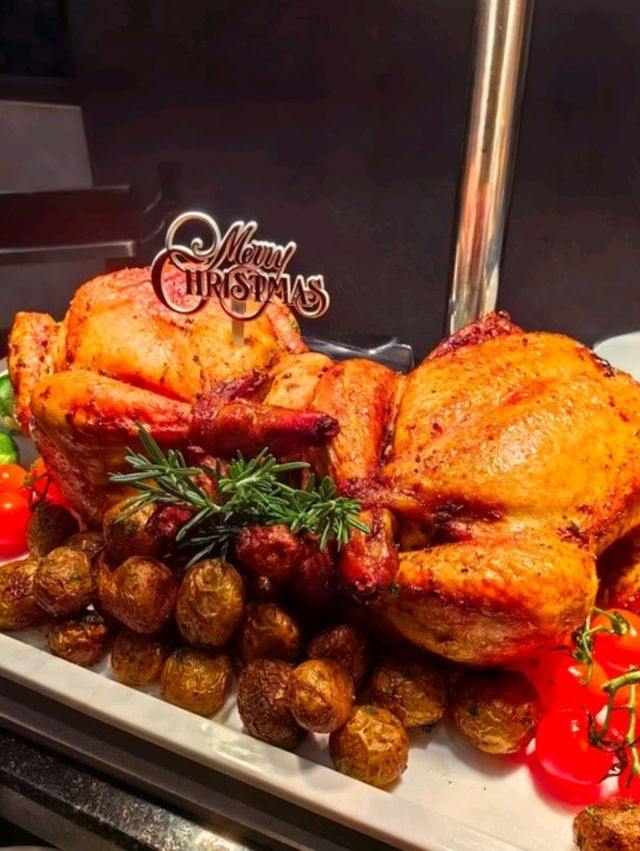 Enchanting Christmas Buffet in M World Hotel PJ