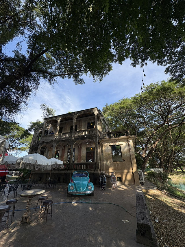  LONG LUX Coffee Roasters คาเฟ่อุบลราชธานี