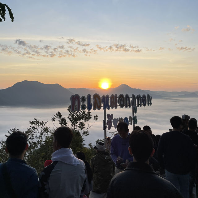ภูทอก🌅🔆