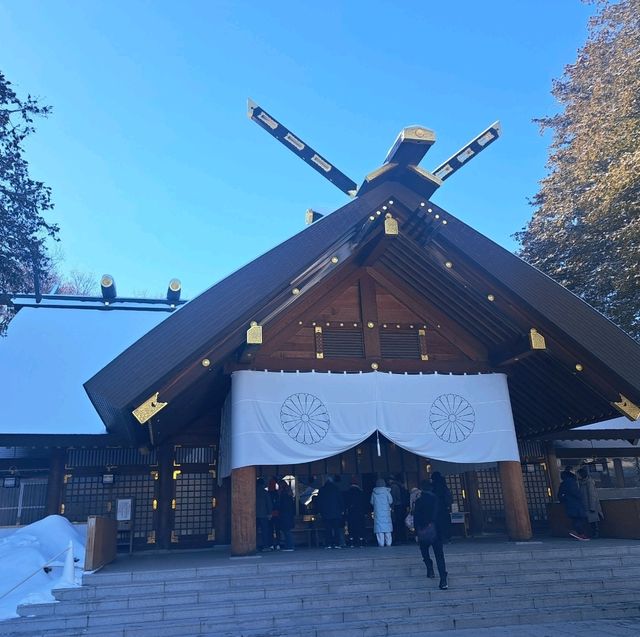 北海道旅遊😍北海道神宮🥳品嚐神宮茶屋馳名牛乳雪糕和福餅😋