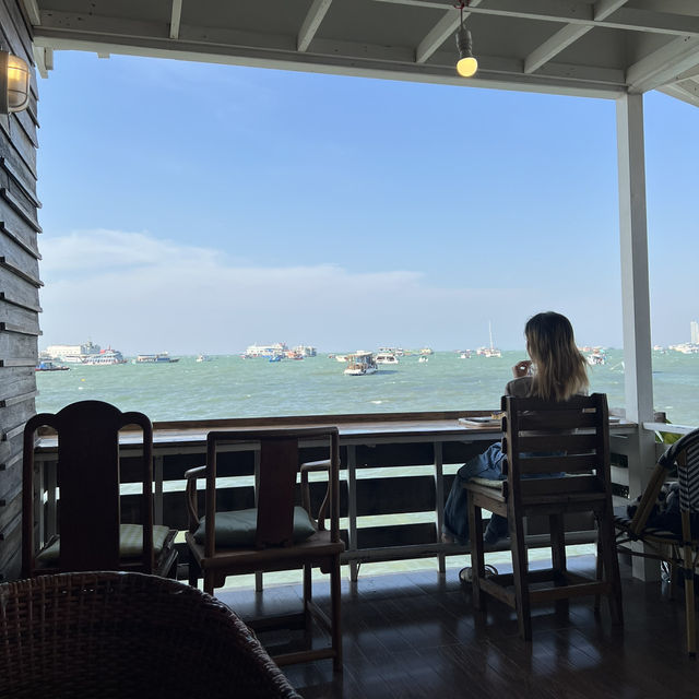 BANLAY Home Cafe • พัทยา
