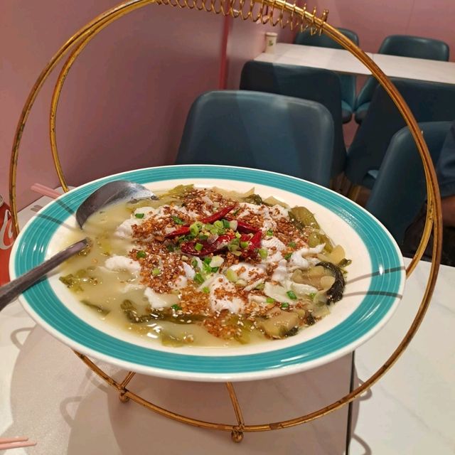 清新川味粉紅小店