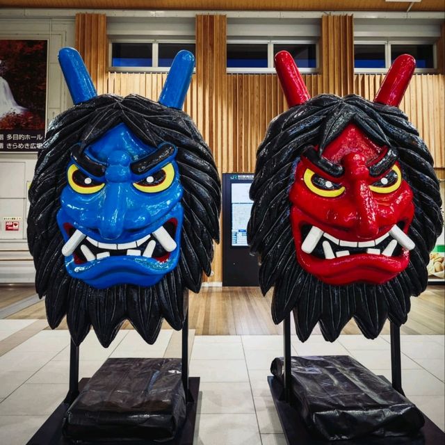 **秋田JR站：融合現代與在地風情的交通樞紐**