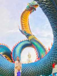 พญานาควัดรอยพระพุทธบาทภูมโนรมย์ มุกดาหาร