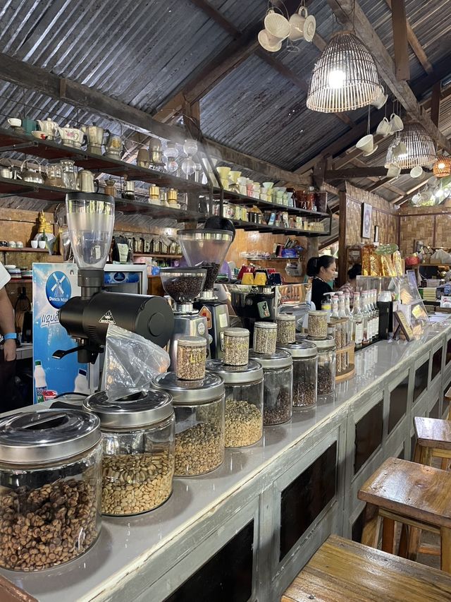 Bolaven Plateau Coffee (Lak 40)