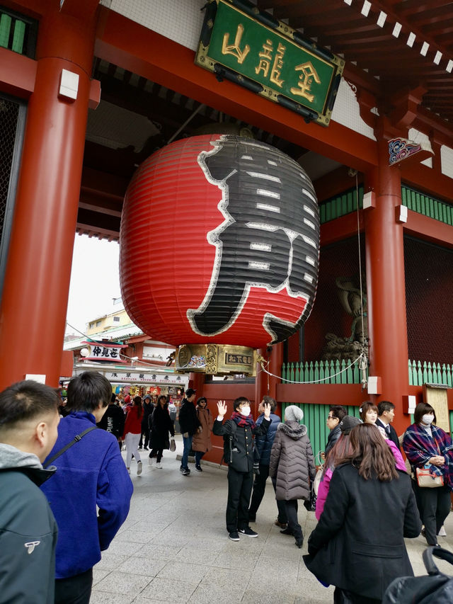 Timeless beauty of Sensoji