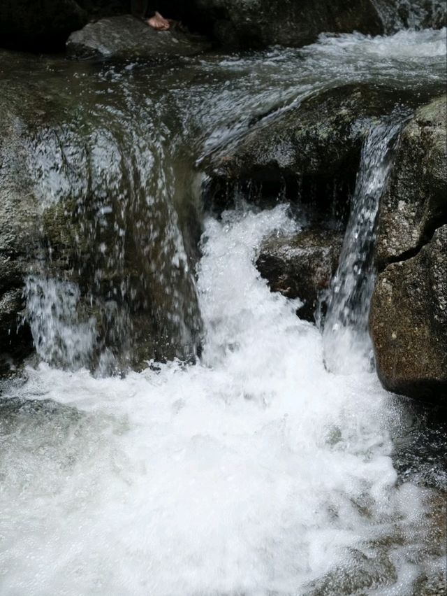 น้ำตกทรายขาว อุทยานแห่งชาติน้ำตกทรายขาว จ.ปัตตานี