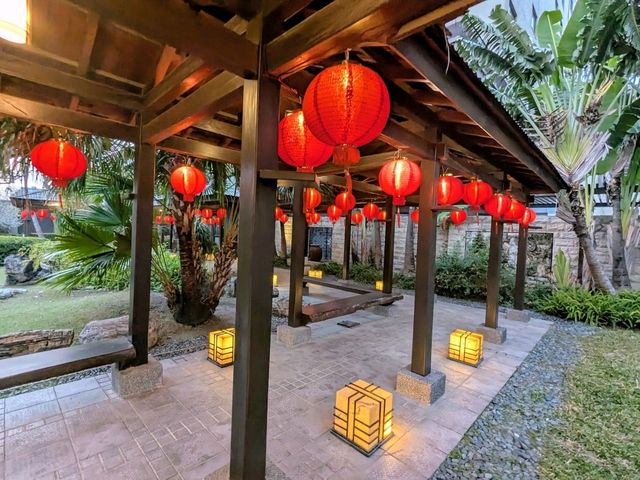 以海鮮自助百匯聞名的「台南桂田酒店 Queena Plaza Hotel」