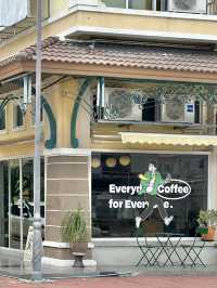 คาเฟ่น่าแวะเส้นสุพรรณฯ เก็บเข้าลิสต์ไว้เลย!