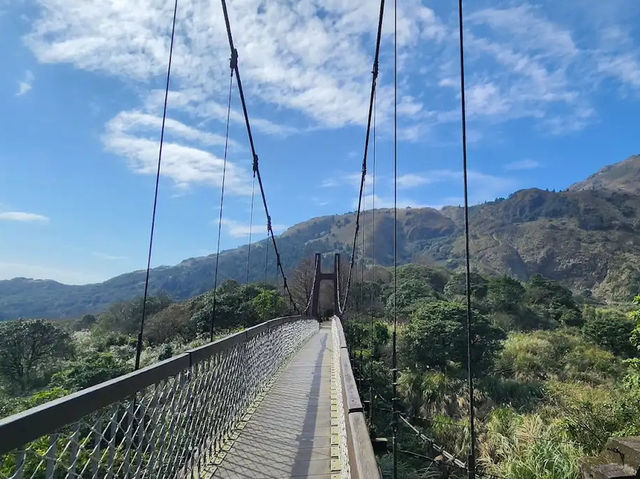 陽明山冷水坑✨寧靜優美的自然秘境 🌿🌊