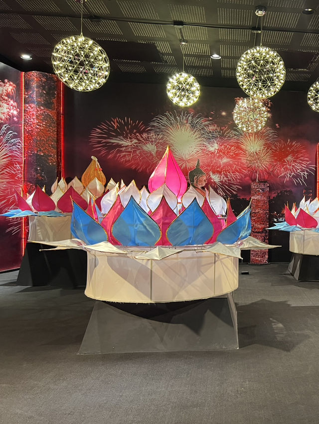 ไลท์ติ้ง อาร์ต มิวเซี่ยม : Lighting Art Museum