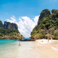 One day trip เที่ยว “เกาะห้อง” จ.กระบี่ 🛥️🌊🏝️