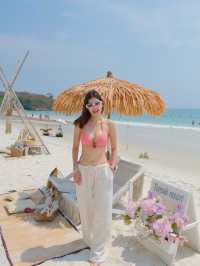 ต้นสักคาเฟ่ หาดทรายแก้ว เกาะเสม็ด