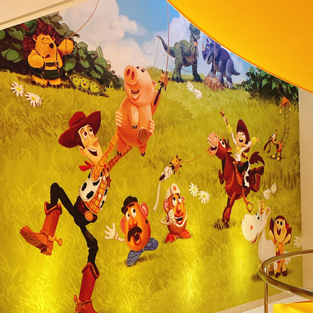 TOY STORY HOTEL 