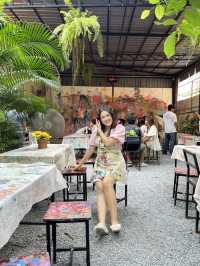 BAANPUEN CAFE ทานตะวันคาเฟ่