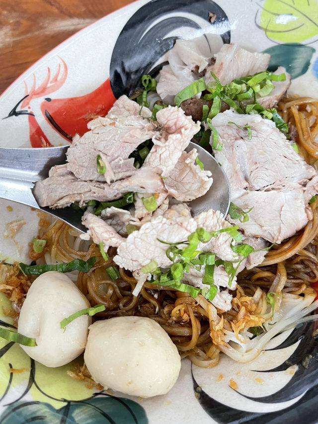 เตี๋ยวหมูเลียงลุงเสียง