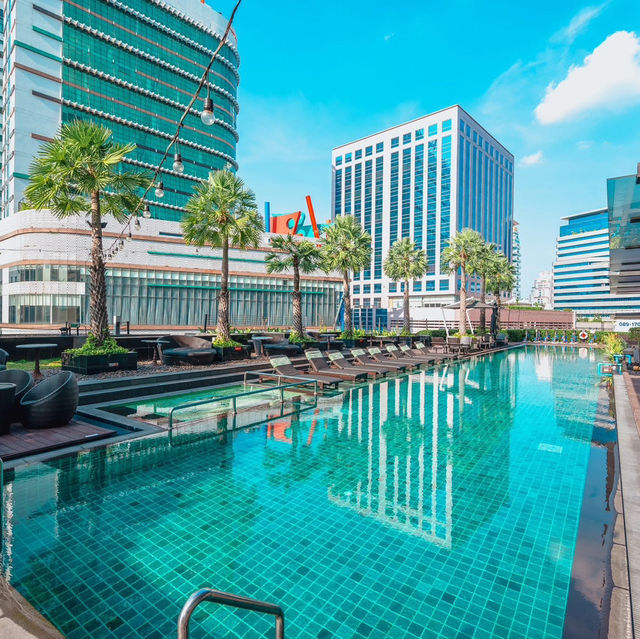 Holiday Inn Bangkok Sukhumvit  