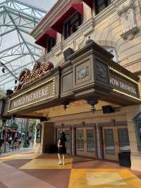 Stay in Sentosa, be the first to get to Universal Studios!