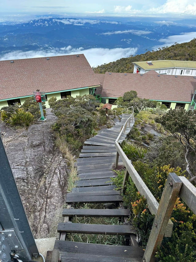 The breathtaking views during descent from Low’s Peak