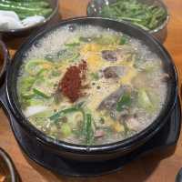 【🇰🇷：市庁】韓国人が並ぶスンデクッのお店🐽