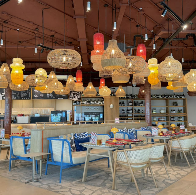 The Moment Beach House Restaurant - Pattaya