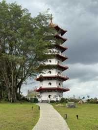 Leisurely walk in Chinese Garden