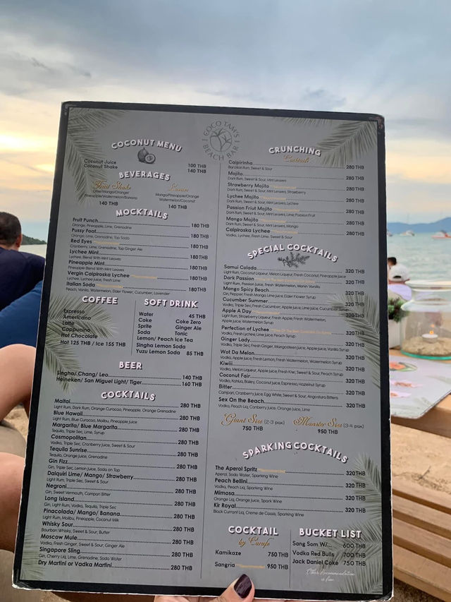 💕Amazing Place for Cocktails and A Fire Show💕
