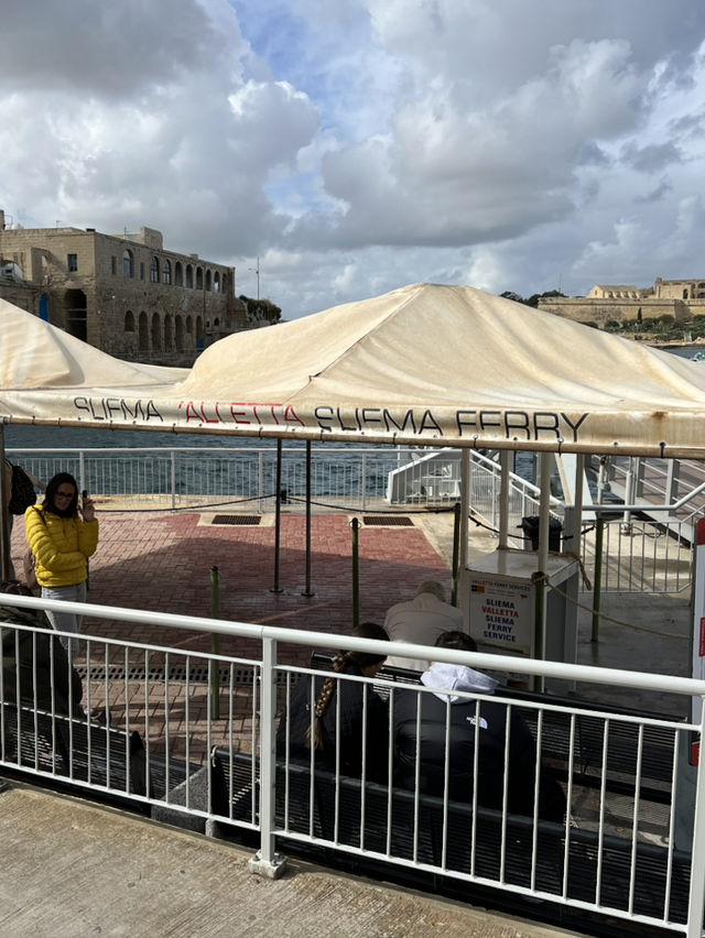Wandering Through Valletta – Stone Streets & Sea Breezes