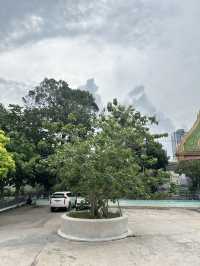 เที่ยวศรีราชา ไหว้พระวัดศรีมหาราชา พระอารามหลวง