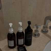大阪瑞吉酒店 (The St. Regis Osaka)
