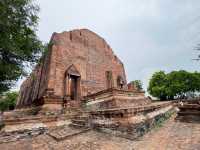 Wat Maheyong:Serenity & Spiritual Bliss