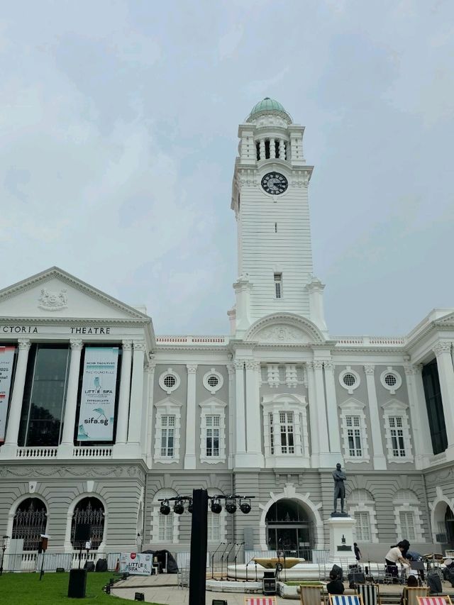 Victoria Memorial (Concert) Hall: A Timeless Icon in Singapore