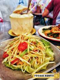 👽 食神大媽《佐敦｜人氣爆燈地道泰菜餐廳》